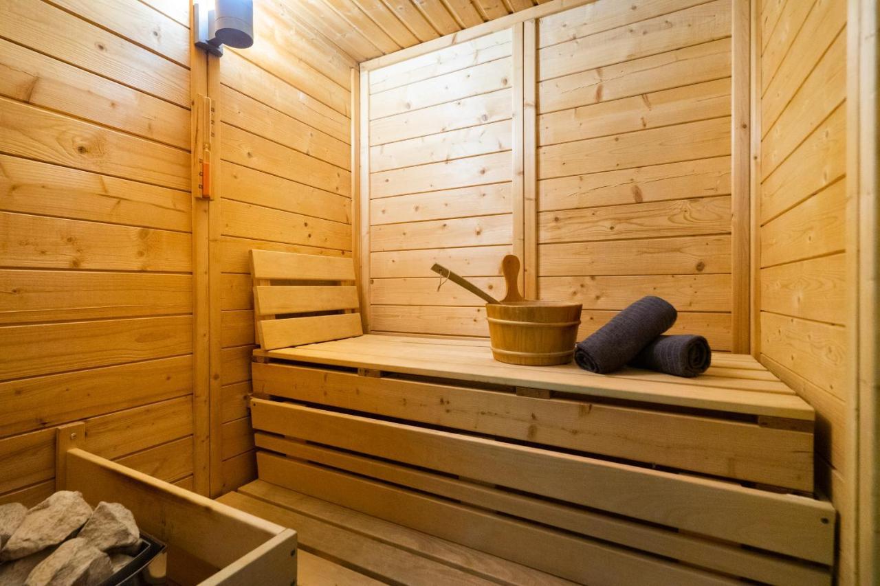 The 99, Appartement Sauna & Parking Liège Dış mekan fotoğraf